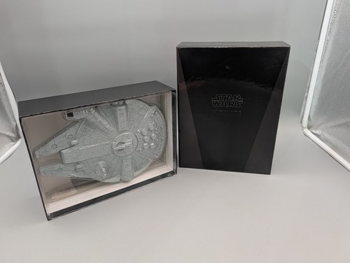 Star wars millennium falcon - wars,