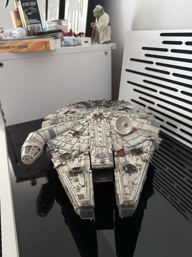 Star wars millennium falcon - star,