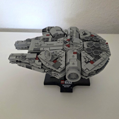 Lego star wars millennium - star,