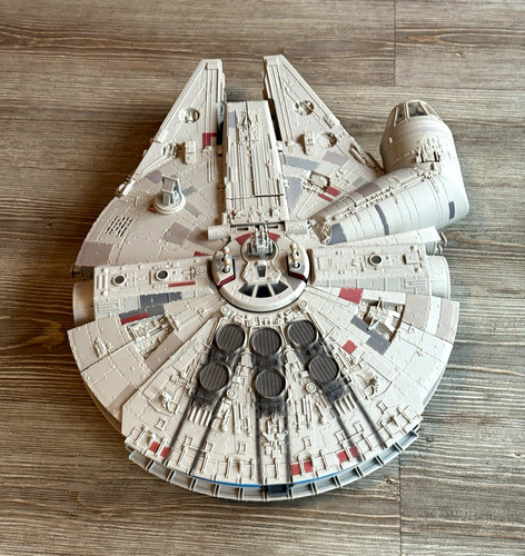 Star wars millennium falcon - star,