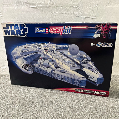 Star wars millennium falcon - star,
