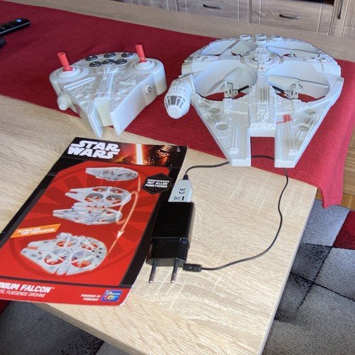 Star wars millennium falcon - wars,